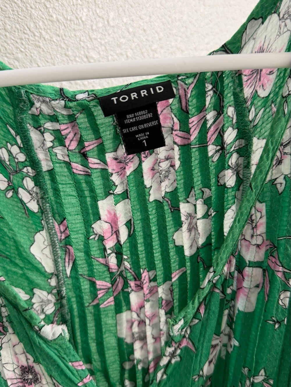 torrid Green Floral Pleated V-Neck Camisole with Pink & White Flowers